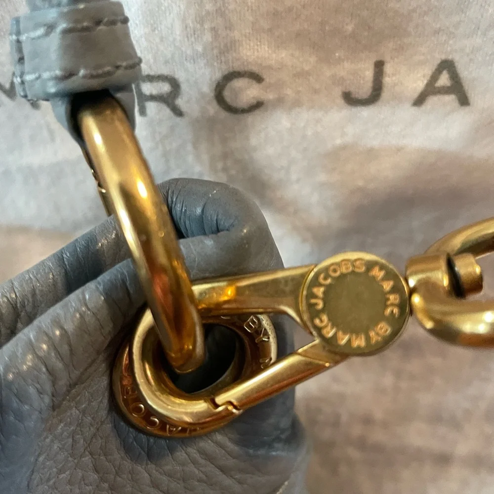 Marc by Marc Jacobs standard supply leather hobo shoulder/hand bag - Picture 2 of 11